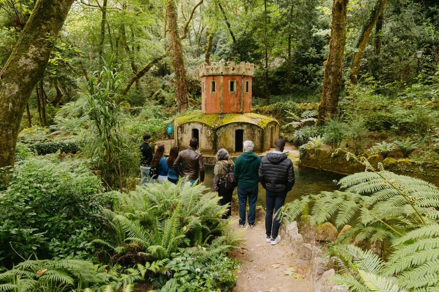 Lisbon: Pena Palace, Sintra, Cabo da Roca, & Cascais Daytrip - Pena Palace first, before Sintra fills up