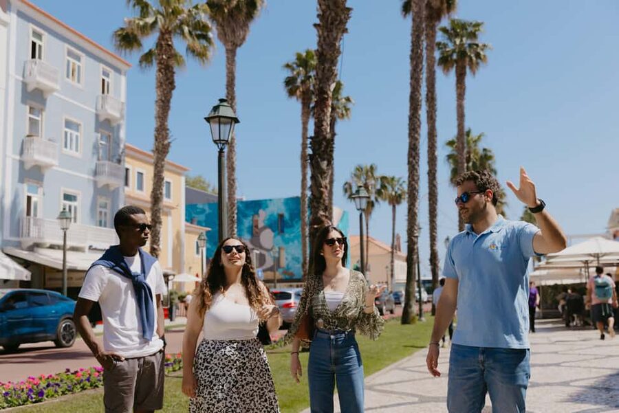 Lisbon: Pena Palace, Sintra, Cabo da Roca, & Cascais Daytrip - Guides who shape the day