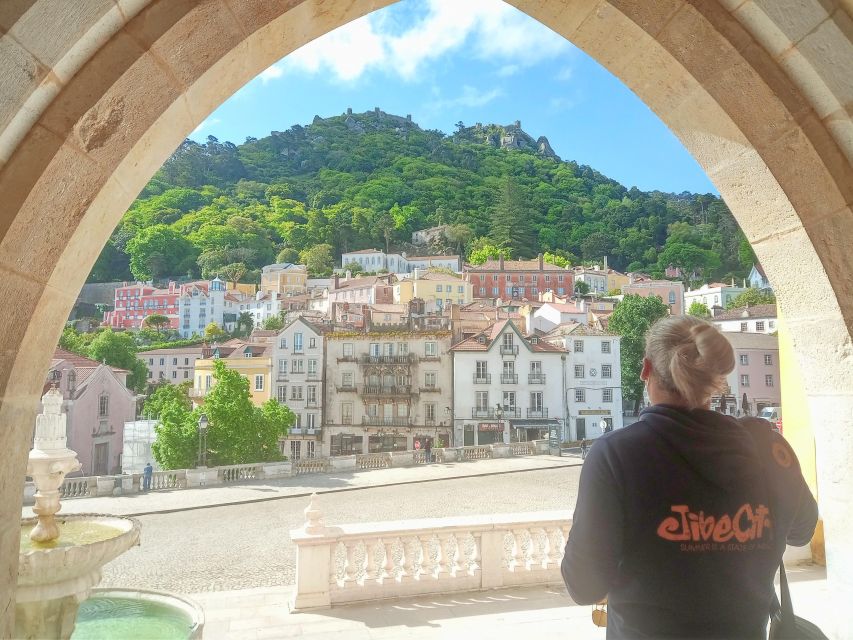 Lisbon: Pena, Regaleira & Atlantic Coast Tour with a Local - Is $76 good value?