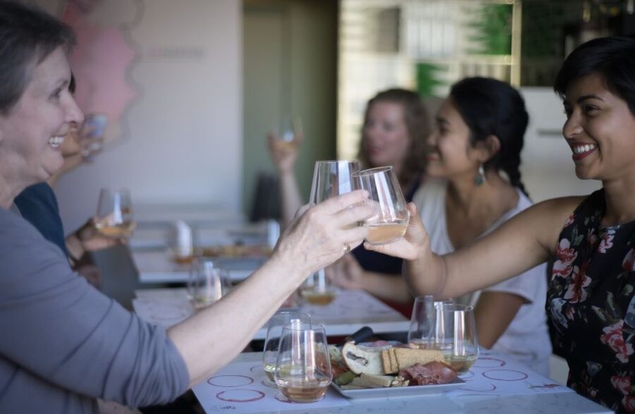Lisbon: Portuguese Wine and Cheese Tasting with Lunch - Should you book it?