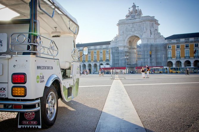 Lisbon Private 5-Hour Eco Tuk-Tuk Tour with Local Tastings - Alfama and the Moorish Quarter
