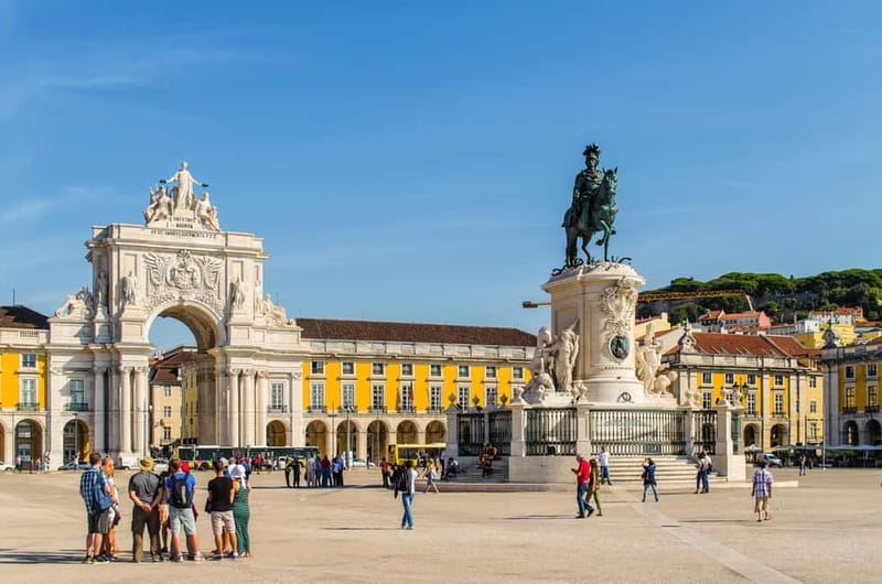 Lisbon: Private Grand Experience City Tour - Viewpoints and the city from above