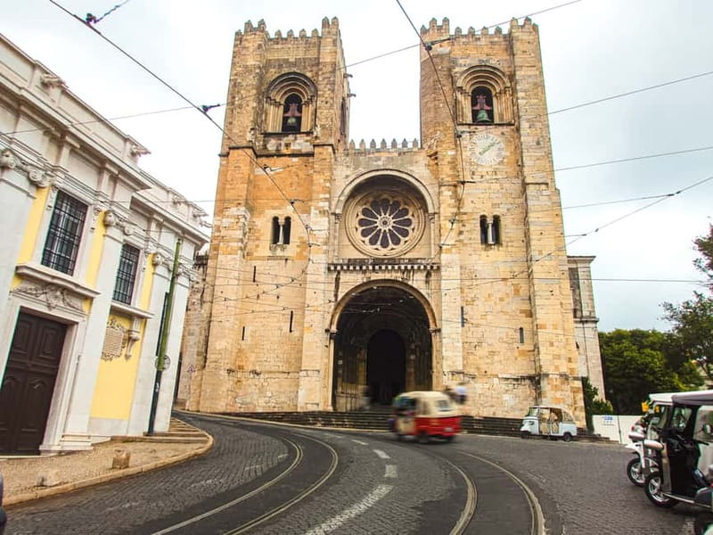 Lisbon: Private Grand Experience City Tour - The main strengths and limitations