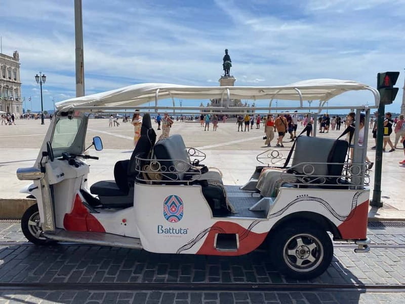 Lisbon: Private Guided Tour by Electric Tuk Tuk - Portas do Sol and Senhora do Monte