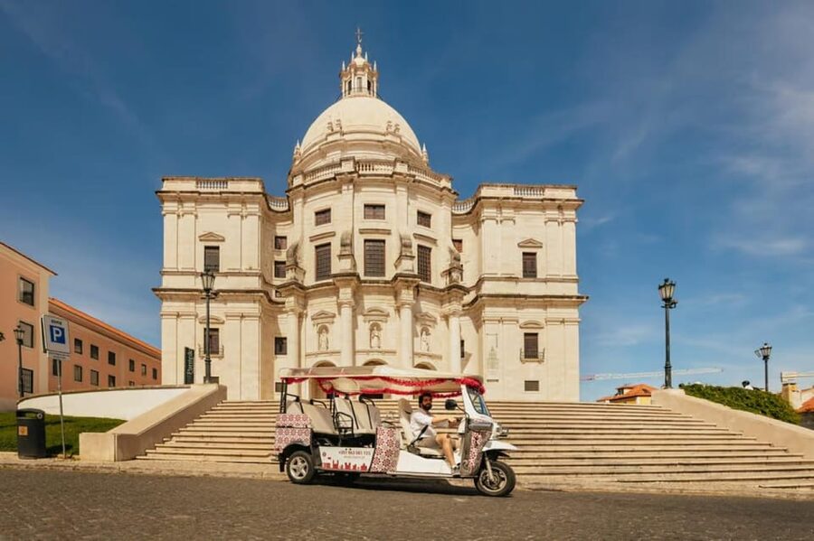 Lisbon: Private Guided Tuk-Tuk Tour with Hotel Pickup - Who should book this Lisbon ride?