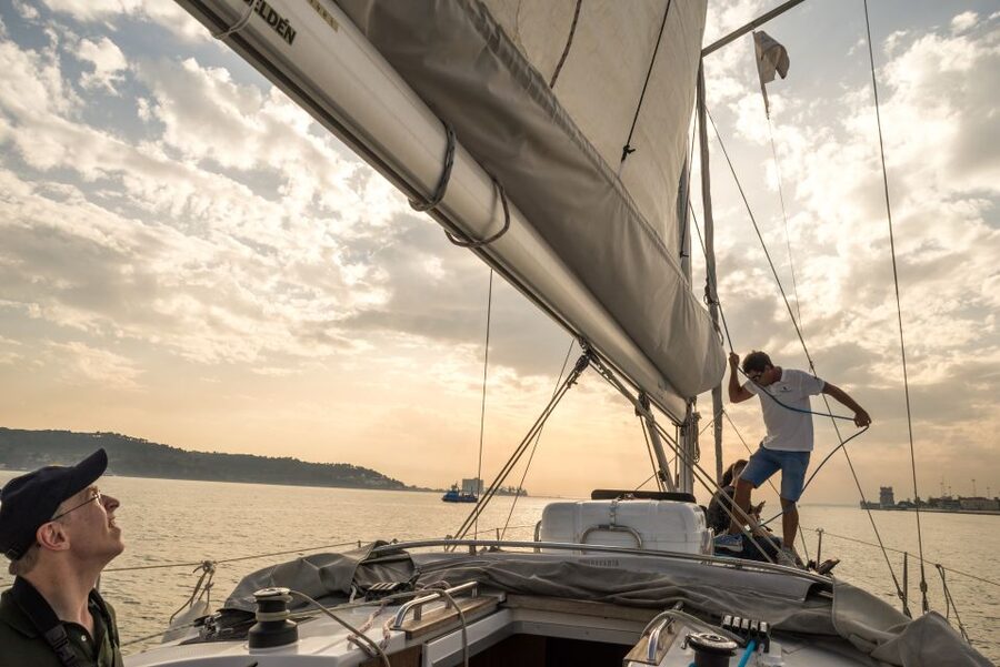 Lisbon: Private Sunset Cruise on the Tagus River with Drink - Best times to book and what to bring