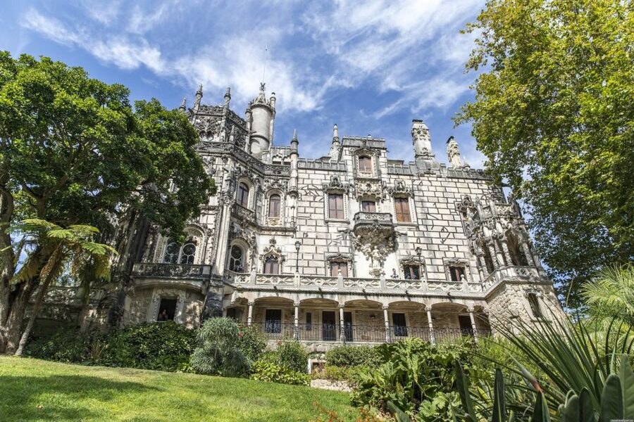 Lisbon: Private Tour Sintra, Cabo da Roca and Cascais - Guides and the value of a private group