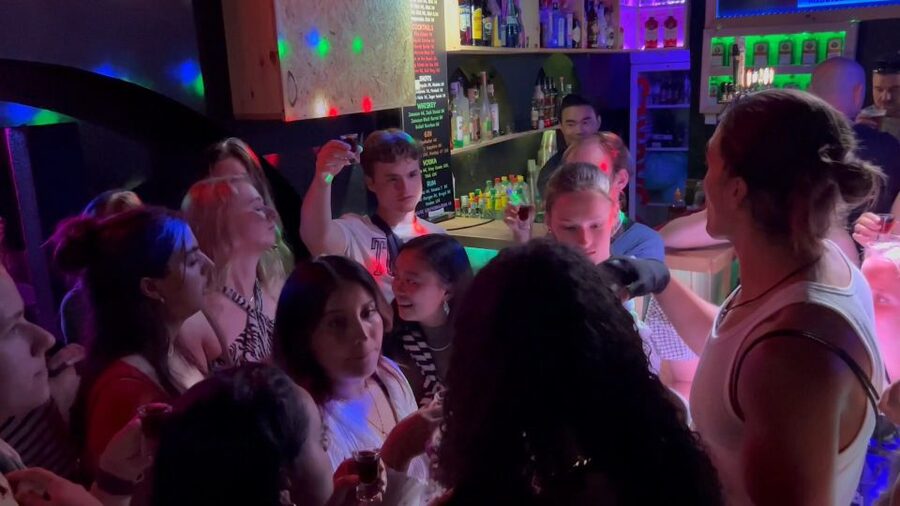 Lisbon Pub Crawl: Unlimited Drinks, Shots & V.I.P Club Entry - Pink Street adds a change of scene