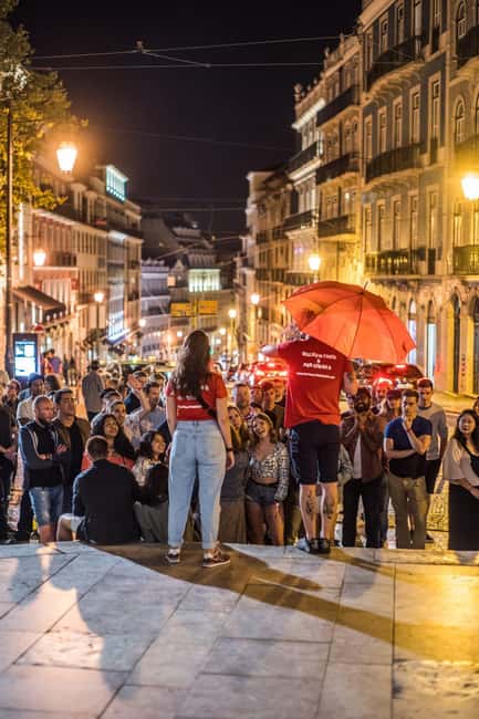 Lisbon: Pub Crawl with Open Bar and VIP Club Entry - Three bars in Bairro Alto