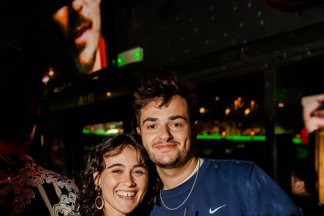 Lisbon: Pub Crawl with Open Bar, Shots & VIP Club Entry - Bairro Alto: the first bar and first shot