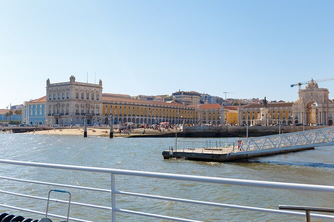 Lisbon River Boat Sightseeing Tour with a Drink - The 25 de Abril Bridge links two riverbanks