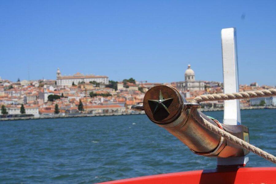 Lisbon: River Tagus Sightseeing Cruise in Traditional Vessel - Looking up at Lisbon’s hills and old monuments