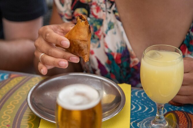 Lisbon Roots - Small group Food & Culture Walking Tour w/tastings - Twelve tastings and five drinks, enough for a meal