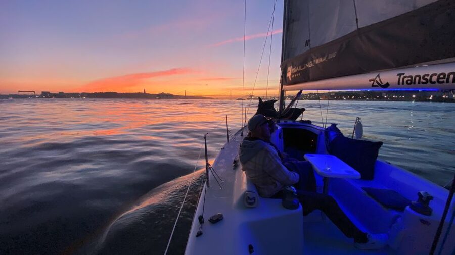 Lisbon: Sailboat Tour w/ Local Guide and Open Bar Green Wine - Why the Tagus is the best seat in Lisbon