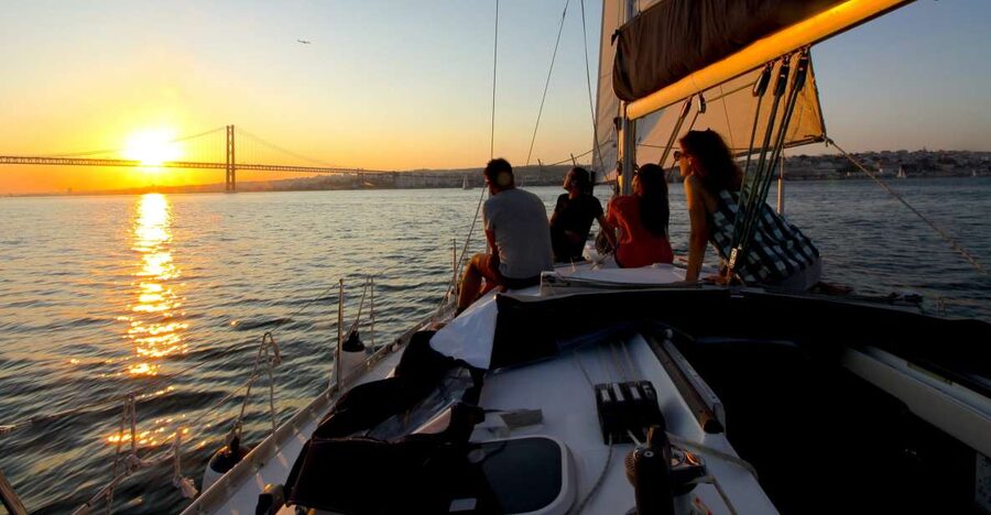 Lisbon: Sailing Tour with Wine and Snacks - Setting Sail From Alcântara