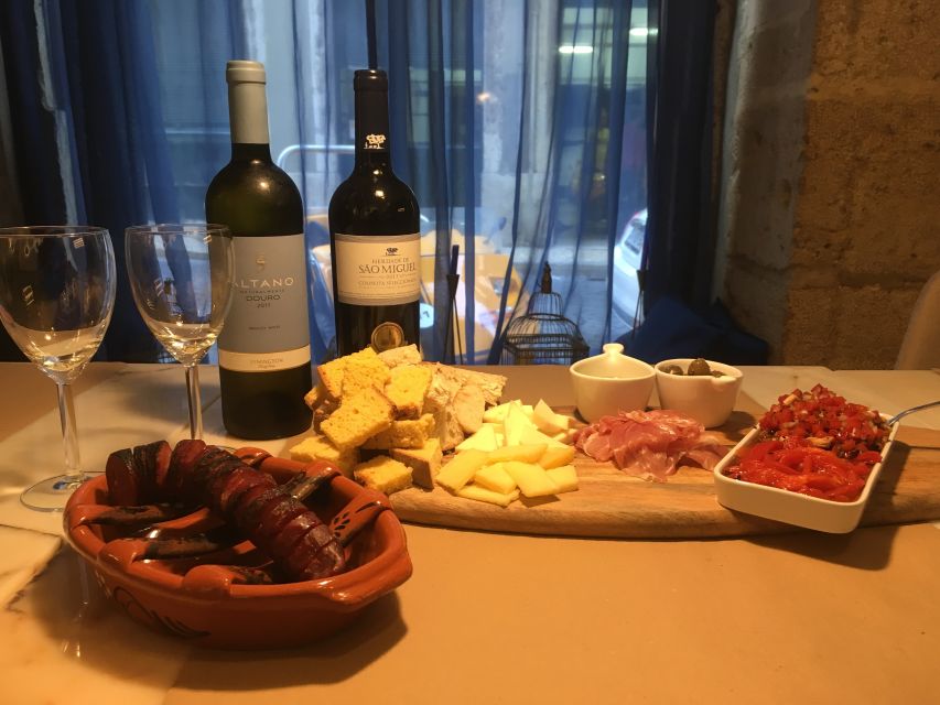 Lisbon: Segway Food Tour of Alfama and Old Town Lisbon - Miradouro da Senhora do Monte and the best photo break