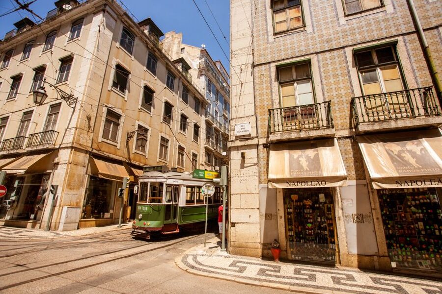 Lisbon: Segway Medieval Tour of Alfama and Mouraria - Key points to know before booking