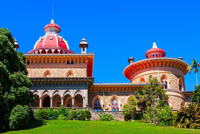 Lisbon: Sintra Monserrate Palace, Cabo da roca private tour - Colares and Azenhas do Mar: village life by the Atlantic