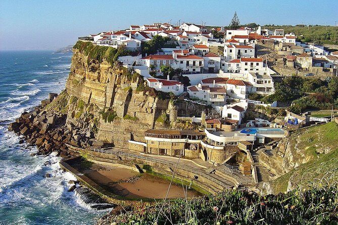 Lisbon: Sintra Monserrate Palace, Cabo da roca private tour - Cabo da Roca at the edge of Europe