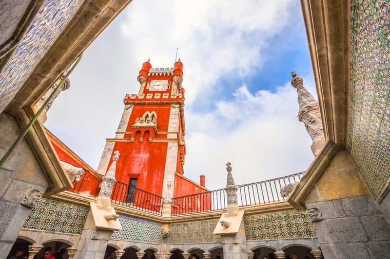 Lisbon: Sintra, Pena, Cascais & Cabo Day Tour with Tickets - Why this Lisbon day trip works