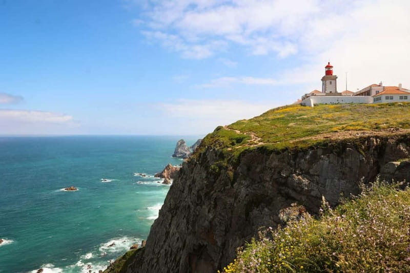 Lisbon: Sintra, Pena, Cascais & Cabo Day Tour with Tickets - Sintra town: lunch and time to wander