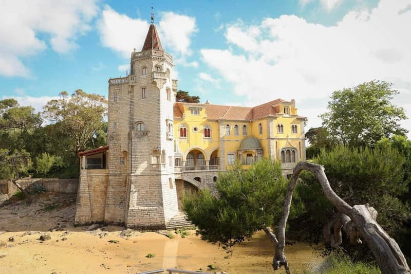 Lisbon: Sintra, Pena, Cascais & Cabo Day Tour with Tickets - Walking, weather, and practical limits