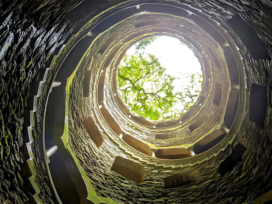 Lisbon: Sintra, Pena Palace, Cabo da Roca, & Cascais Tour - Who should book this tour