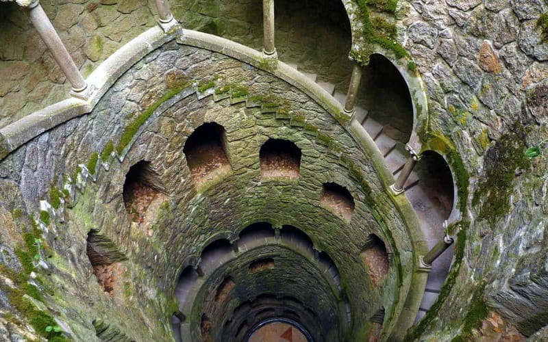 Lisbon: Sintra, Pena Palace, Regaleira & Monserrate Day Trip - Quinta da Regaleira and the Initiation Well