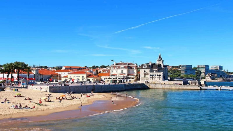 Lisbon: Sintra, Pena, Regaleira, Cabo Roca, Cascais Day Tour - Two hours in Cascais for lunch and free time
