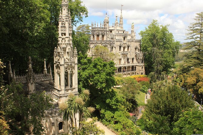 Lisbon: Sintra, Regaleira, Pena, Cabo Roca All Tickets Included - How much walking should you expect?