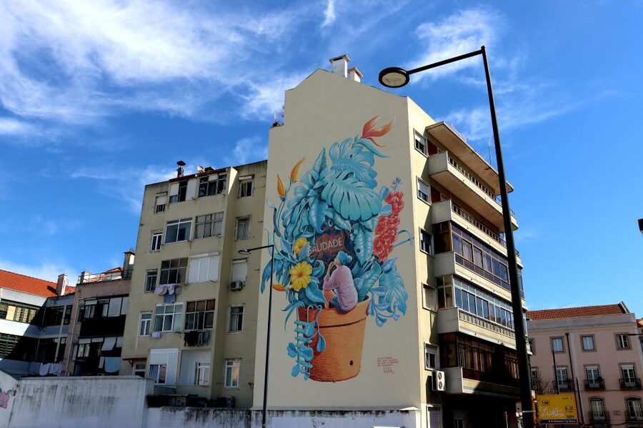 Lisbon: Street Art and Historical Walking Tour - Mouraria, where the route feels more local