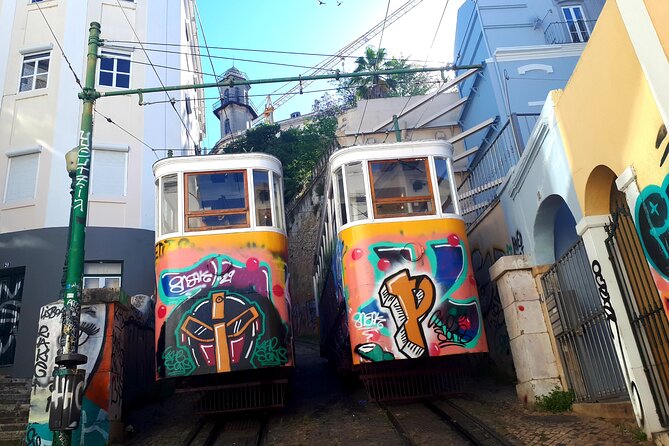 Lisbon: Street Art Tour - Chiado: a short shift in mood