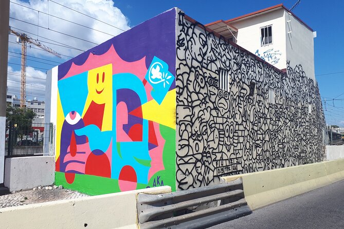LISBON Street Art Tour - Guides who bring a working artist’s view