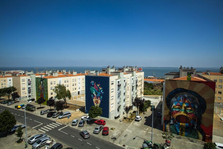 Lisbon: Street Art Tuk Tuk Tour - Who should book this tuk-tuk tour?