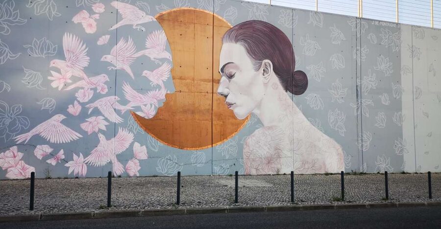 Lisbon: Street Art Tuk Tuk Tour - What the tuk-tuk route actually adds