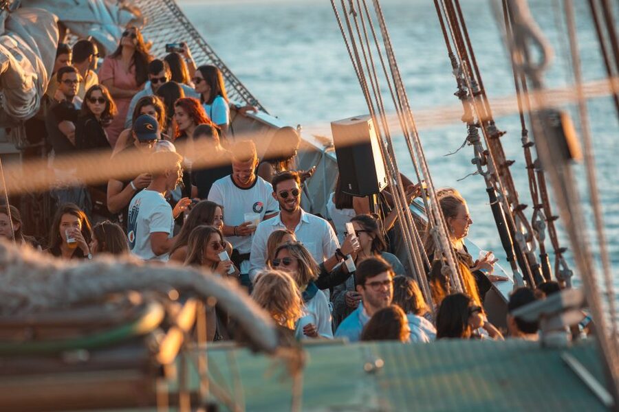 Lisbon: Sunset Boat Party with Live DJ and Night Club Entry - Who will enjoy this boat party most