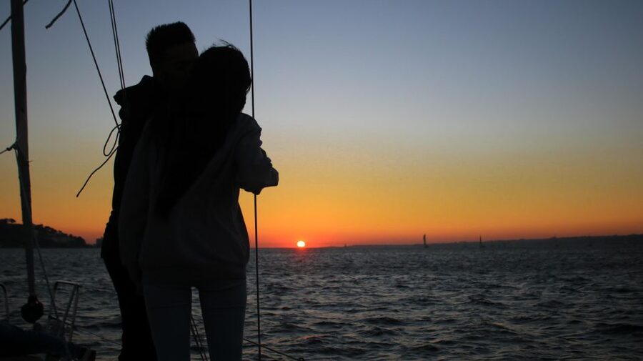 Lisbon: Sunset Cruise with Drinks and Snacks - The guides and the feel on board
