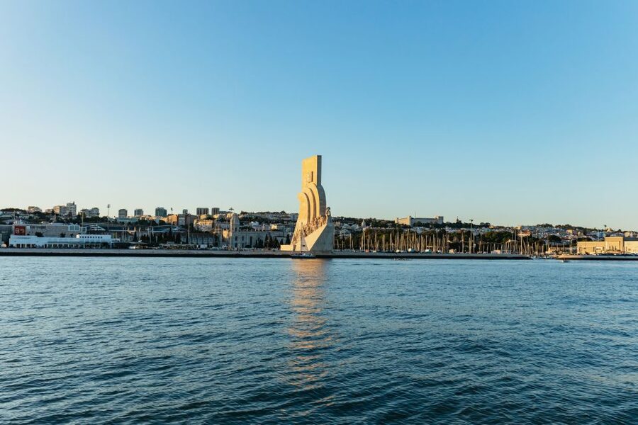 Lisbon: Sunset Cruise with Welcome Drink and Snacks - Belém Lighthouse and Belém Tower