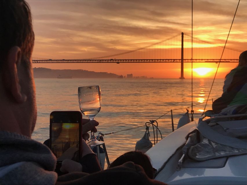 Lisbon: Sunset Sailing Cruise with Wine - Should you book the Lisbon sunset cruise?