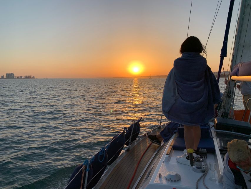 Lisbon: Sunset Sailing Cruise with Wine - The wine and onboard atmosphere