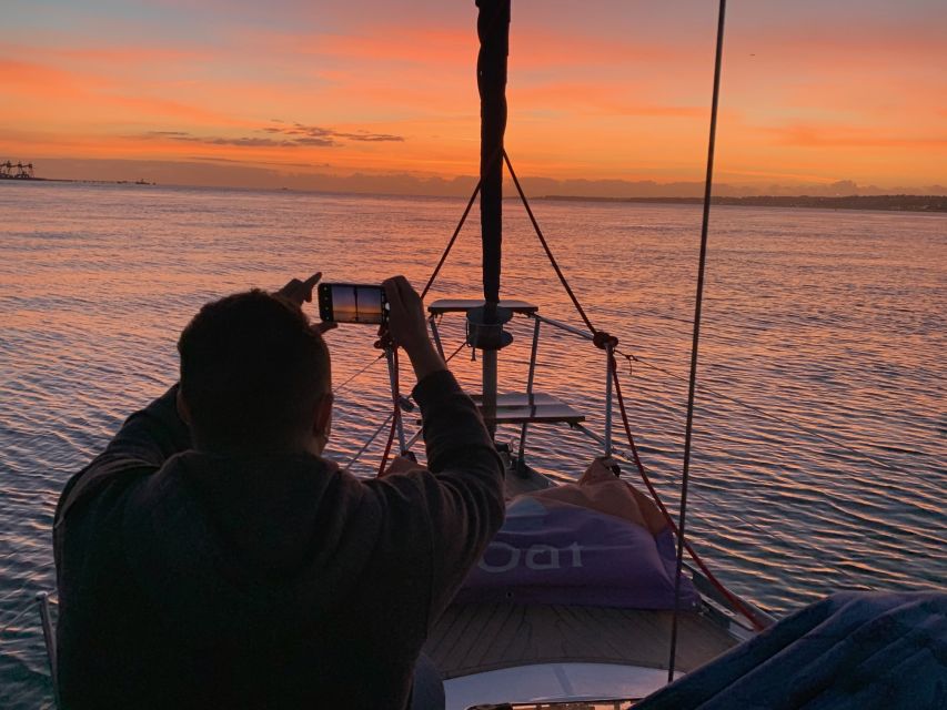 Lisbon: Sunset Sailing Cruise with Wine - What the crew adds to the ride