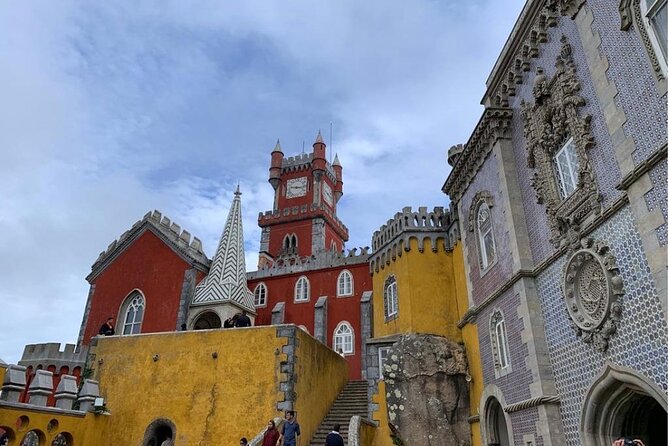 Lisbon Super Saver: 2-Day Sintra, Cascais, Fatima, Nazare and Obidos Small-Group Day Trips - Batalha Monastery and royal tombs