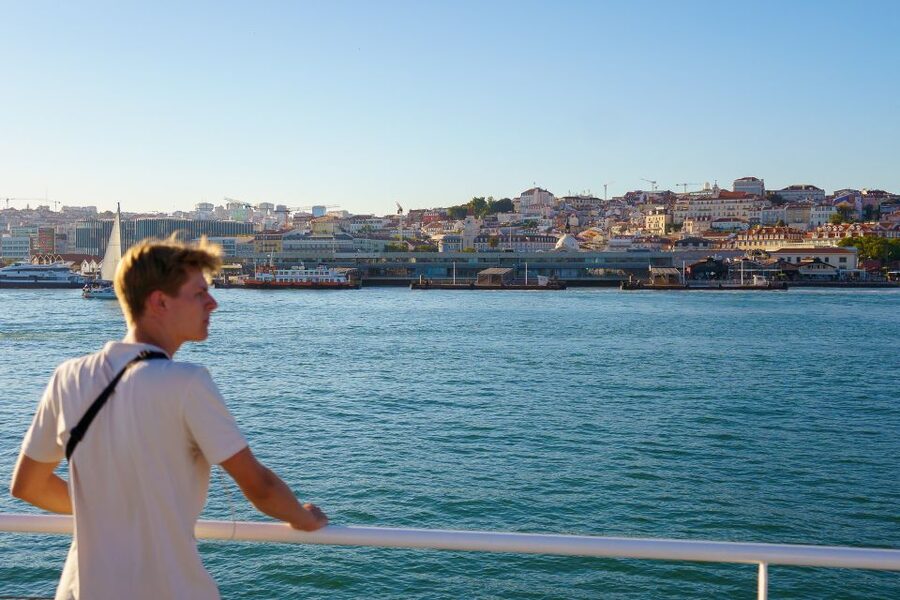 Lisbon: Tagus River Boat Tour with One Drink Included - Passing beneath the April 25 Bridge