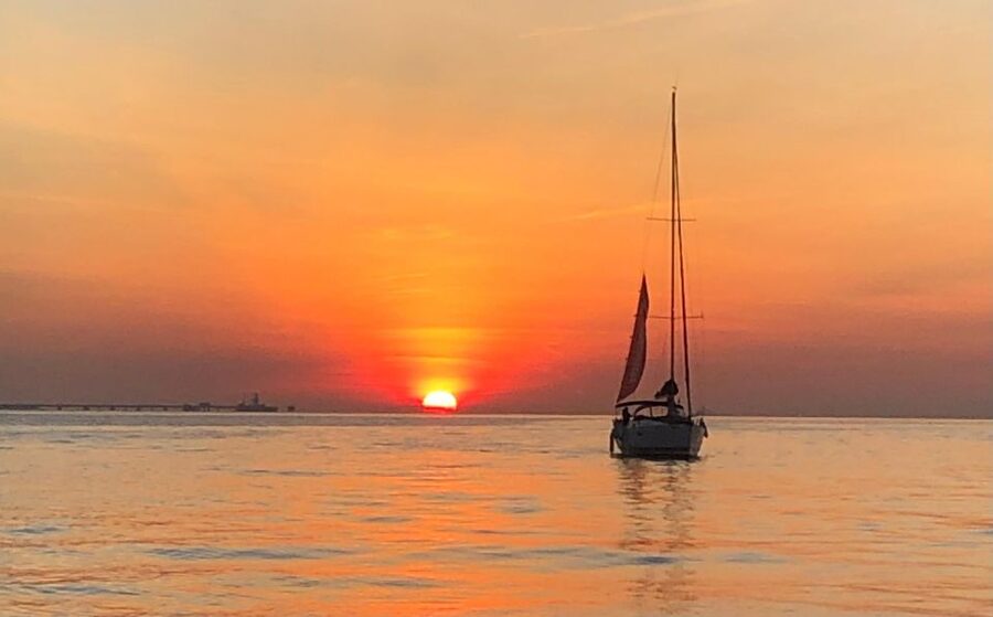 Lisbon: Tagus River Cruise, Morning, Day, Sunset, or Night - Key points to know before booking
