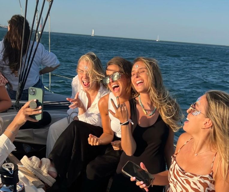 Lisbon: Tagus River Cruise, Morning, Day, Sunset, or Night - Choosing morning, day, sunset, or night