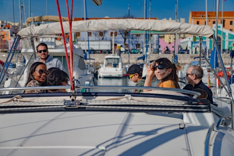 Lisbon: Tagus River Sailboat Tour - Setting out from Alcântara and Doca do Espanhol