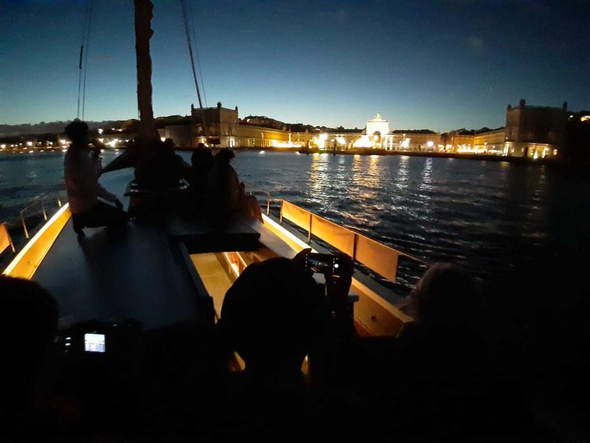 Lisbon: Tagus River Sunset Cruise in a Traditional Vessel - The run toward Belém