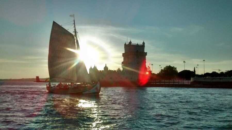 Lisbon: Tagus River Sunset Cruise in a Traditional Vessel - Timing, weather, and what to bring