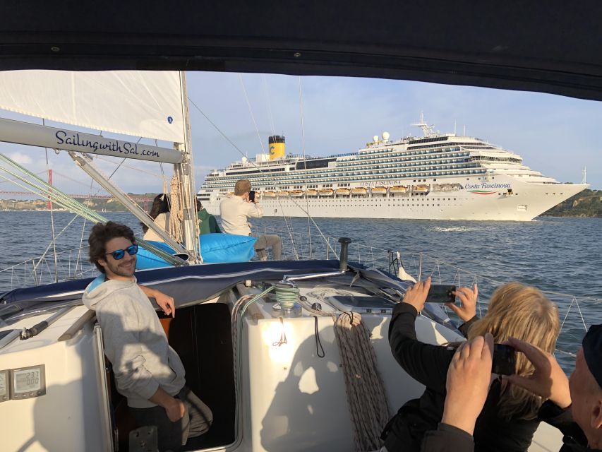Lisbon: Tagus River Sunset Cruise with Drinks - Why seeing Lisbon from the Tagus works so well