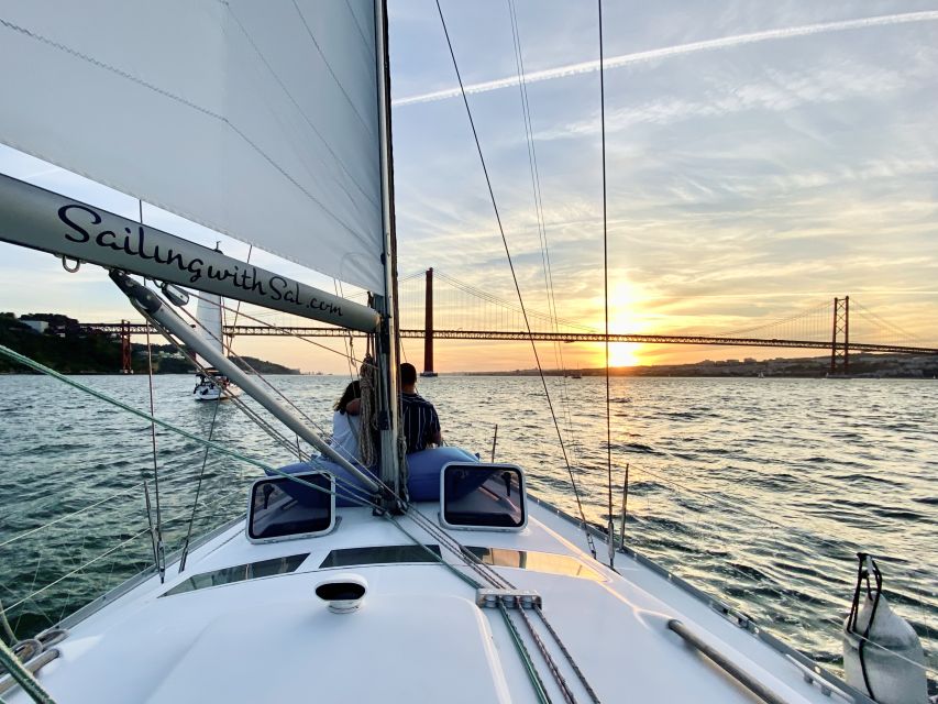 Lisbon: Tagus River Sunset Cruise with Drinks - The Monument to the Discoveries and MAAT